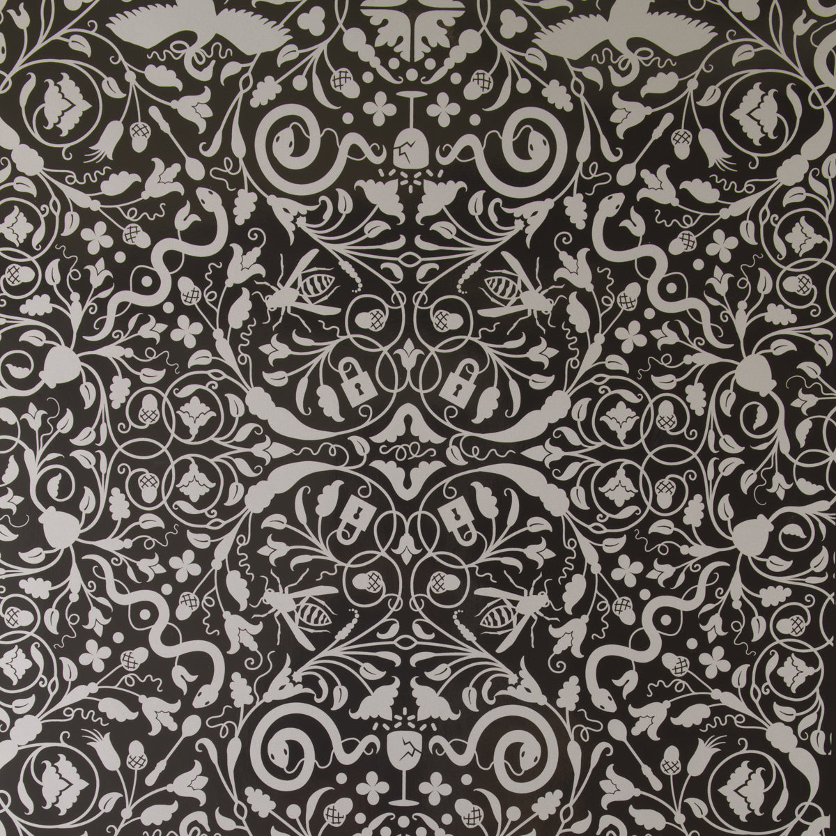 Secret Garden in Graphite on Black